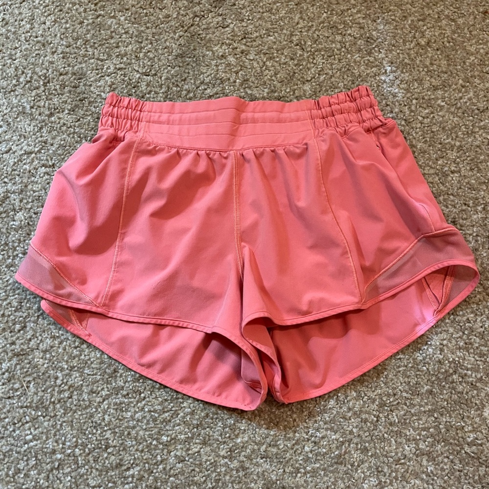 Lululemon High-Rise Hotty Hot Short 2.5